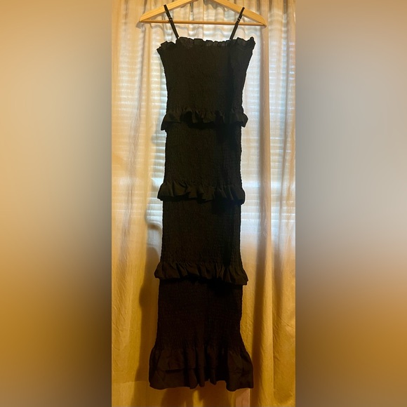 Pippidip Black Ruffle Dress - Picture 4 of 5